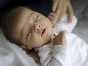 cara merawat bayi yang baru lahir